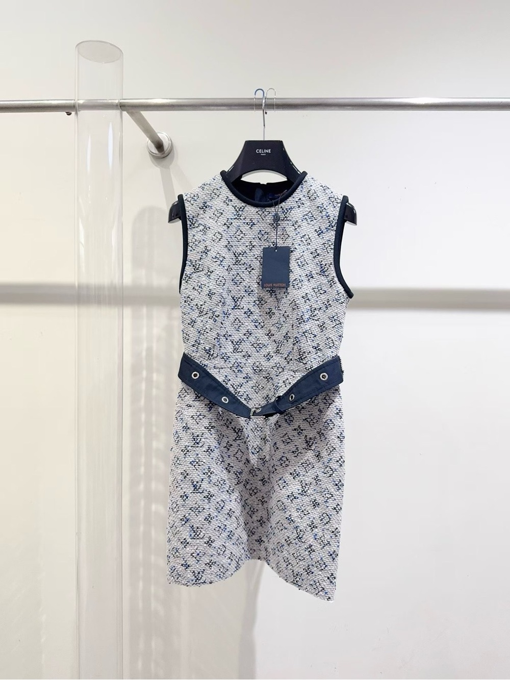 Louis Vuitton White and Navy Sleeveless Tweed Dress